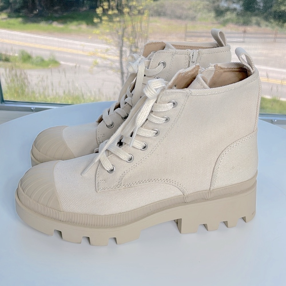 Universal Thread Cream Hiking Sneaker Boots Zippered Rubber Soles Size 9 - Picture 5 of 13